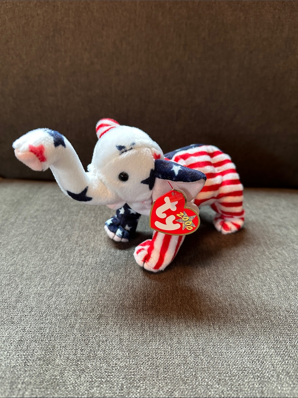 TY Righty the Elephant 2000